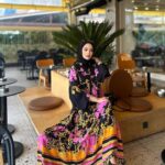 پیراهن گل صورتی